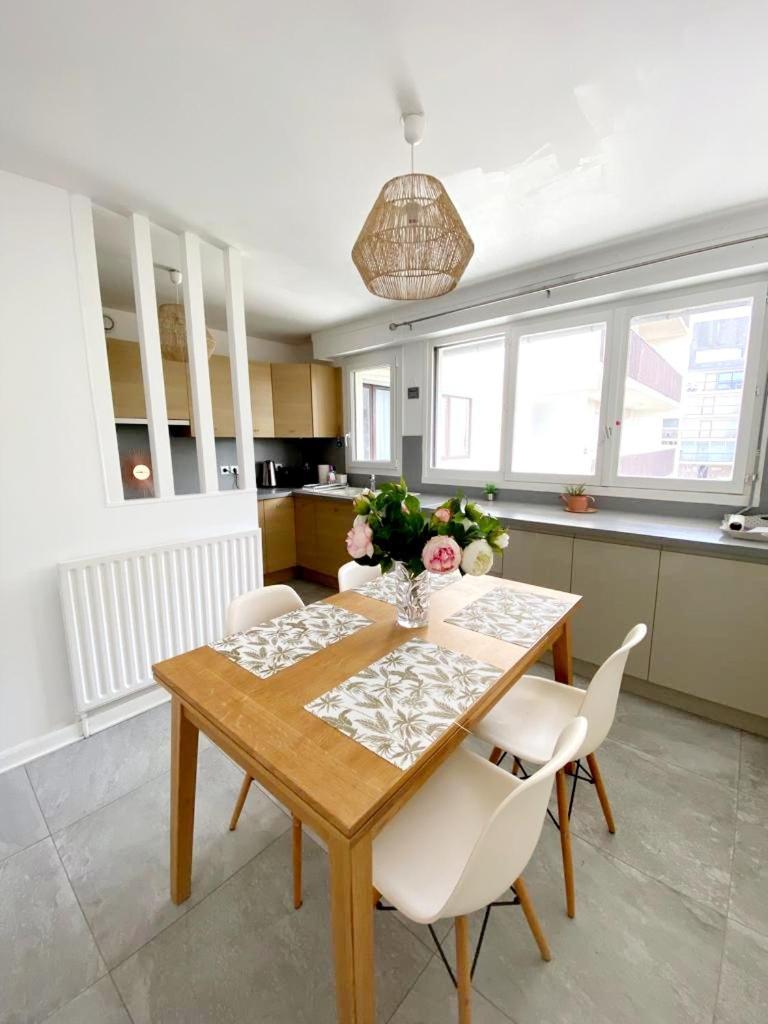 Appartement Le Cosy Avec Piscine, Balcon Et Parking à Trouville-sur-Mer Extérieur photo